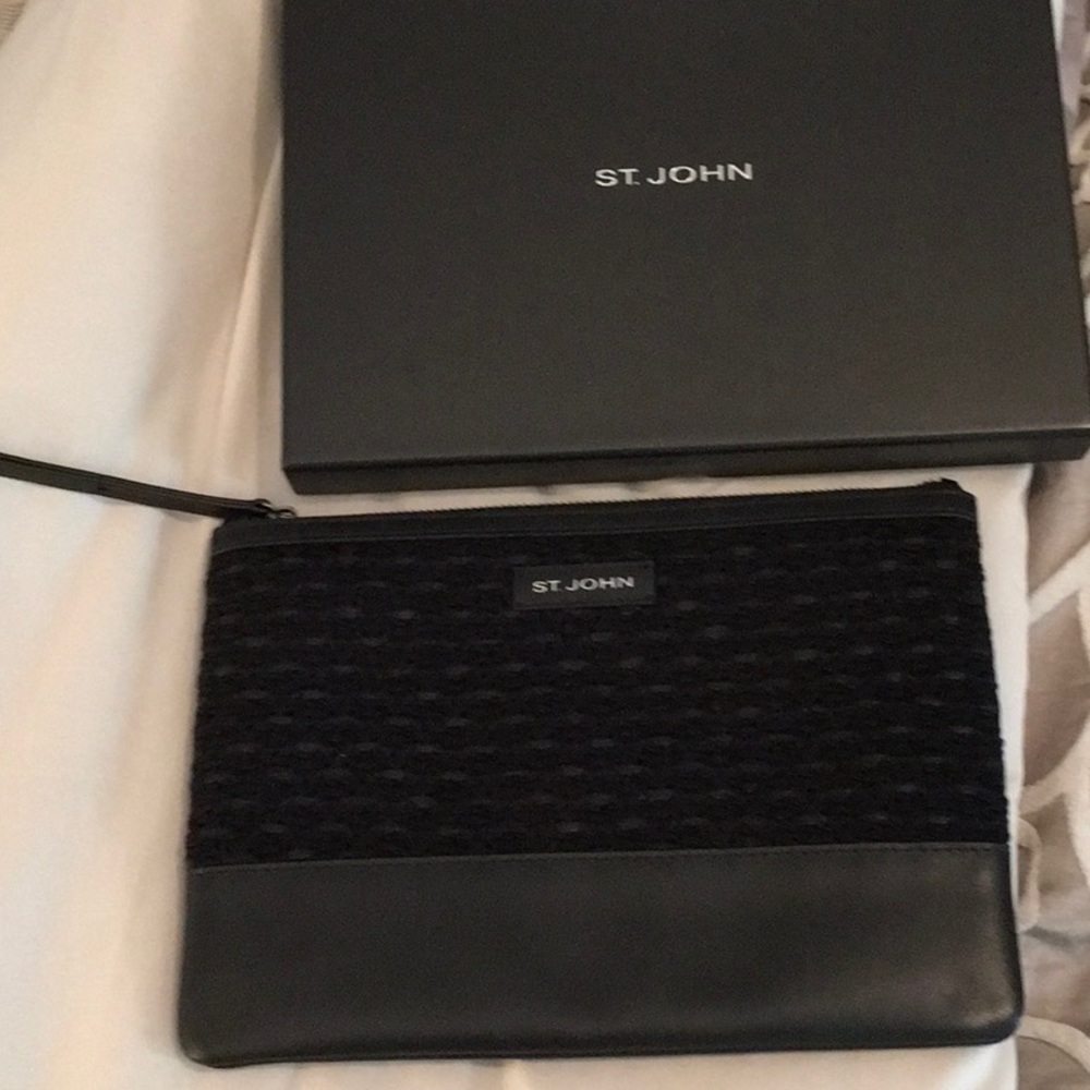 St John clutch purse